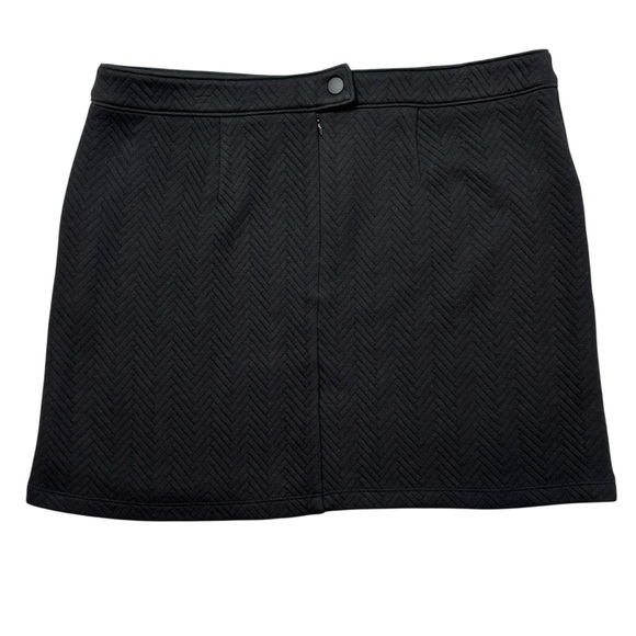 LOFT Black Herringbone Quilted Skirt - size 14 NWT - Picture 2 of 5